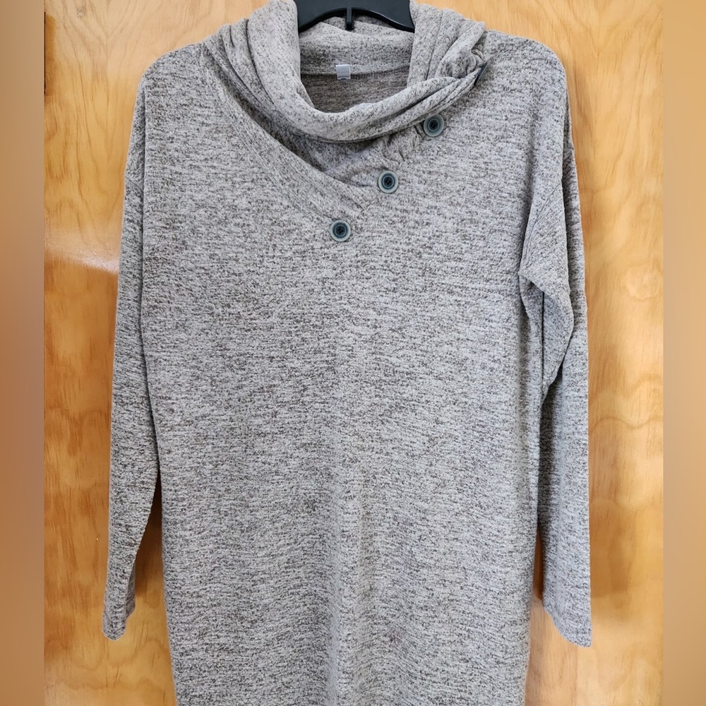 NEW without tags Cozy Gray Women's Long Sleeve